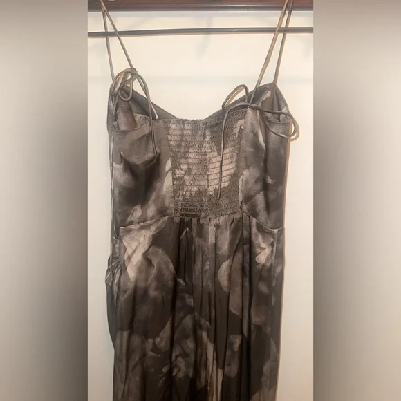 Reformation Marguerite Silk Dress - Picture 5 of 6